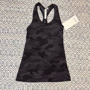 Lululemon camo cool racerback tank Size